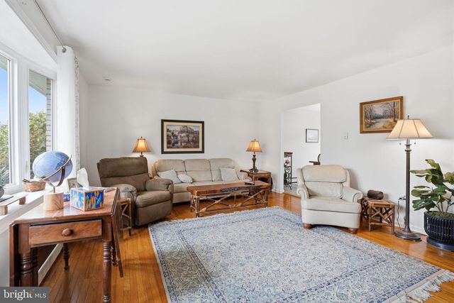 1240 ALMSHOUSE RD, Jamison, PA 18929