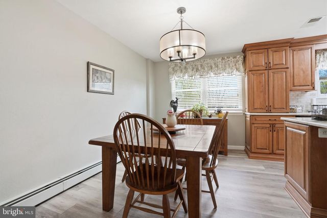 1240 ALMSHOUSE RD, Jamison, PA 18929