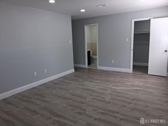 1203 Edison Glen Terrace, Edison, NJ 08837
