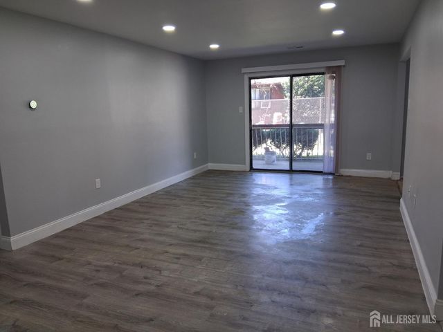 1203 Edison Glen Terrace, Edison, NJ 08837