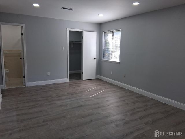 1203 Edison Glen Terrace, Edison, NJ 08837