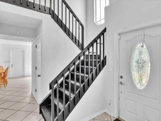 5610 Dewberry Way, West Palm Beach, FL 33415