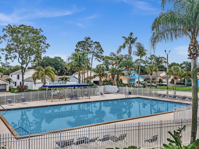 5610 Dewberry Way, West Palm Beach, FL 33415
