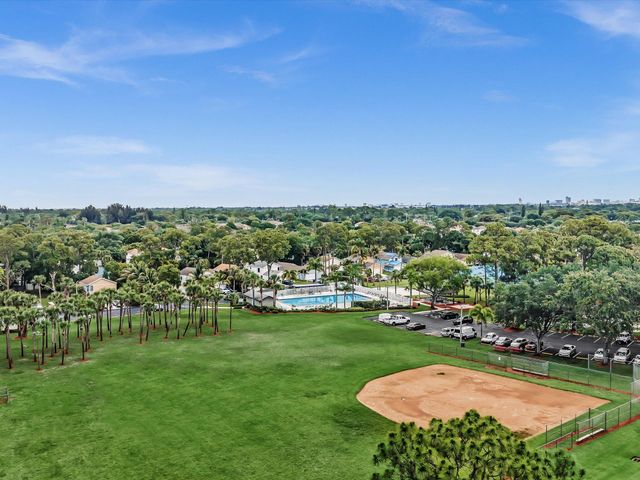 5610 Dewberry Way, West Palm Beach, FL 33415