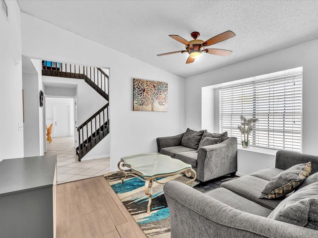 5610 Dewberry Way, West Palm Beach, FL 33415