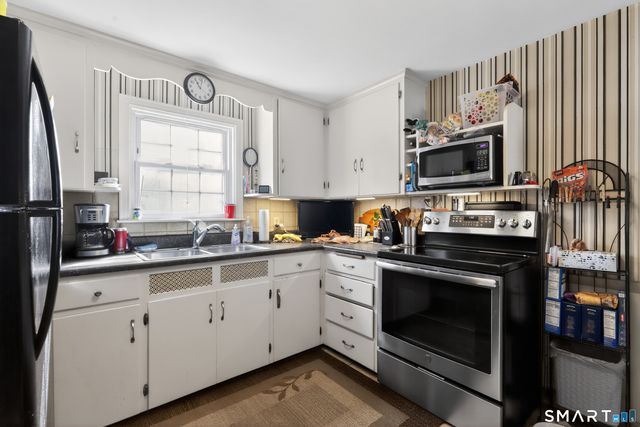 50 Rockwell Avenue, Plainville, CT 06062