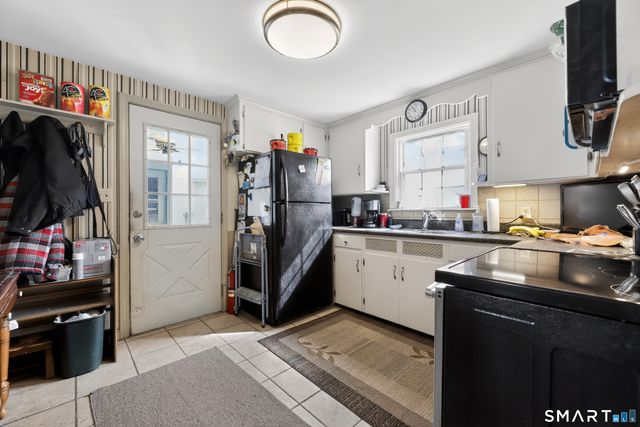 50 Rockwell Avenue, Plainville, CT 06062