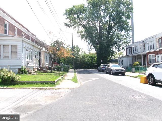 21 RHODES AVE, Darby, PA 19023