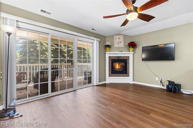 14286 Moravian Manor Circle, Sterling Heights, MI 48312