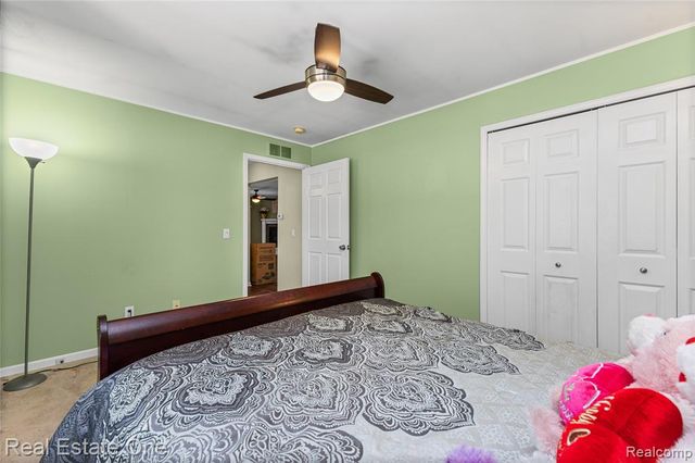 14286 Moravian Manor Circle, Sterling Heights, MI 48312