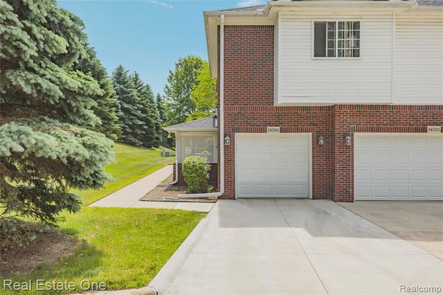 14286 Moravian Manor Circle, Sterling Heights, MI 48312