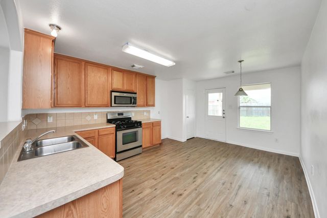 9638 Brenthaven Springs Lane, Tomball, TX 77375
