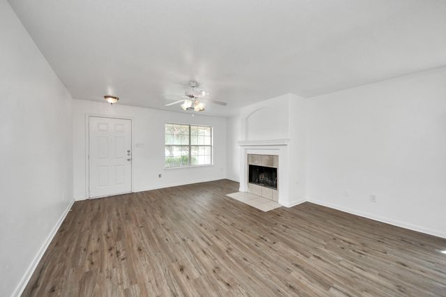 9638 Brenthaven Springs Lane, Tomball, TX 77375