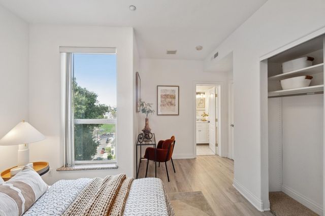 567 567 Merritt Ave, Oakland, CA 94610