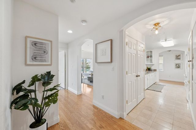 567 567 Merritt Ave, Oakland, CA 94610