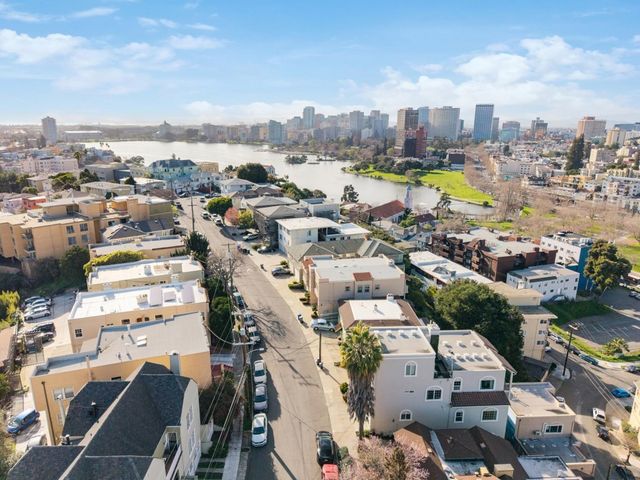 567 567 Merritt Ave, Oakland, CA 94610