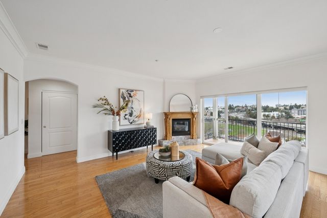 567 567 Merritt Ave, Oakland, CA 94610