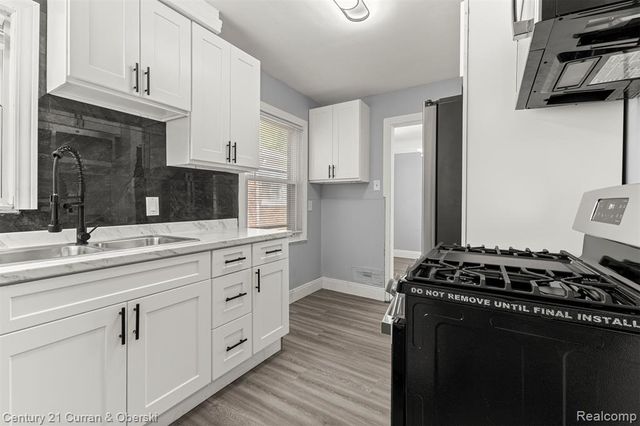 26431 Stollman Drive, Inkster, MI 48141