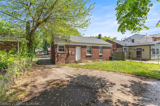 26431 Stollman Drive, Inkster, MI 48141