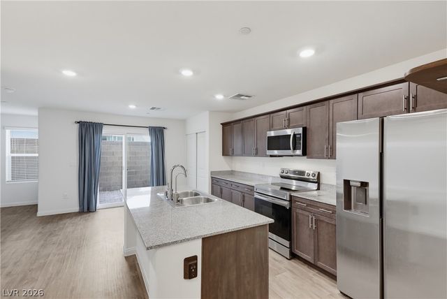 6947 Magenta Moon Street, North Las Vegas, NV 89086