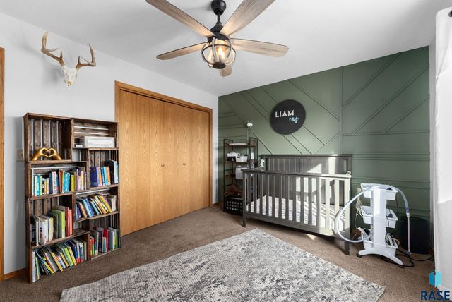 3805 S Camden Ave Avenue, Sioux Falls, SD 57106