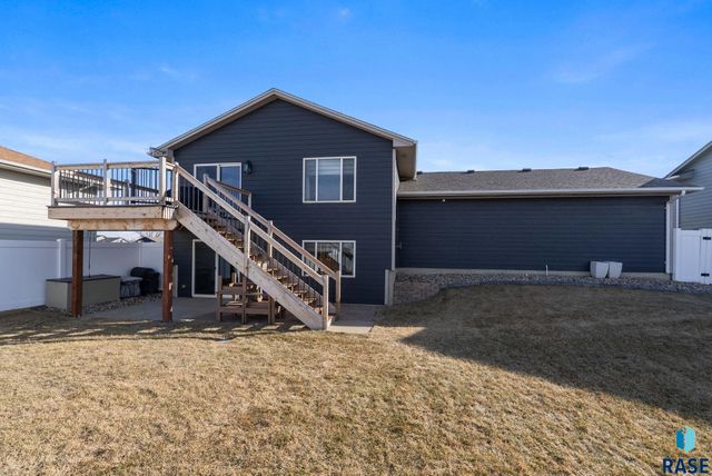 3805 S Camden Ave Avenue, Sioux Falls, SD 57106