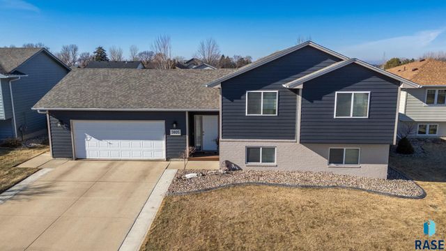 3805 S Camden Ave Avenue, Sioux Falls, SD 57106