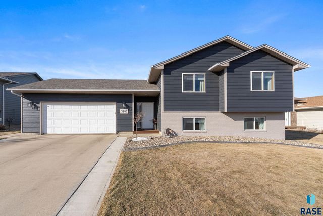 3805 S Camden Ave Avenue, Sioux Falls, SD 57106