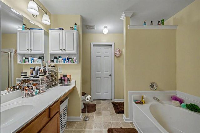 2091 Lakeshore Overlook Drive NW, Kennesaw, GA 30152