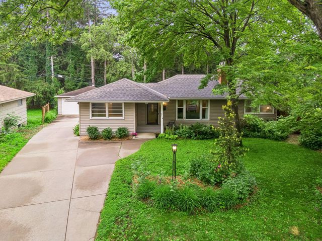 1318 Melrose Avenue, Saint Louis Park, MN 55426