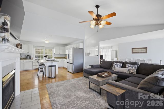 3920 Old Mountain Road, Lexington, NC 27292