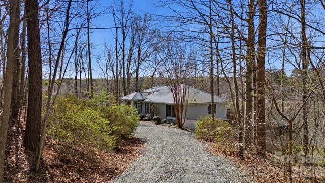 3920 Old Mountain Road, Lexington, NC 27292