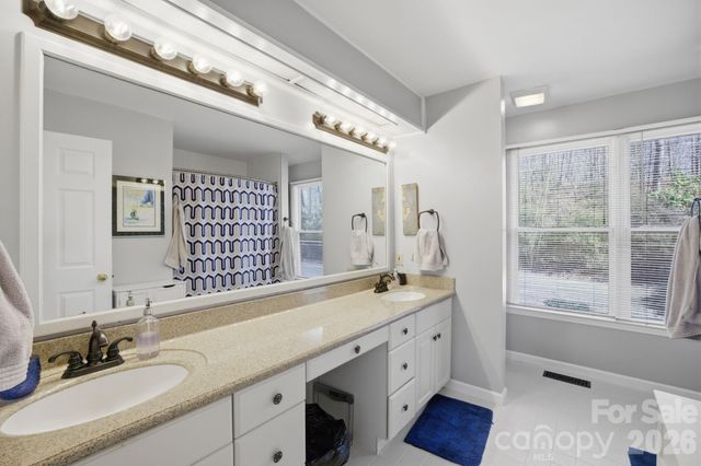 3920 Old Mountain Road, Lexington, NC 27292