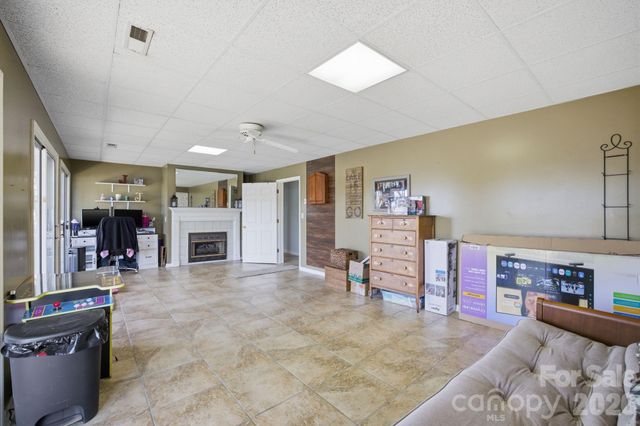 3920 Old Mountain Road, Lexington, NC 27292