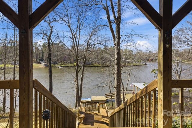 3920 Old Mountain Road, Lexington, NC 27292