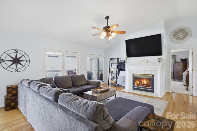 3920 Old Mountain Road, Lexington, NC 27292