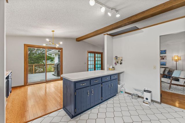 3308 81st Avenue N, Brooklyn Park, MN 55443