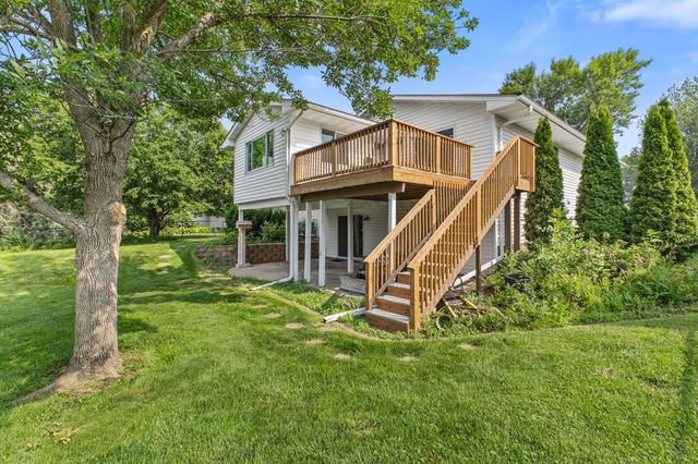 3308 81st Avenue N, Brooklyn Park, MN 55443