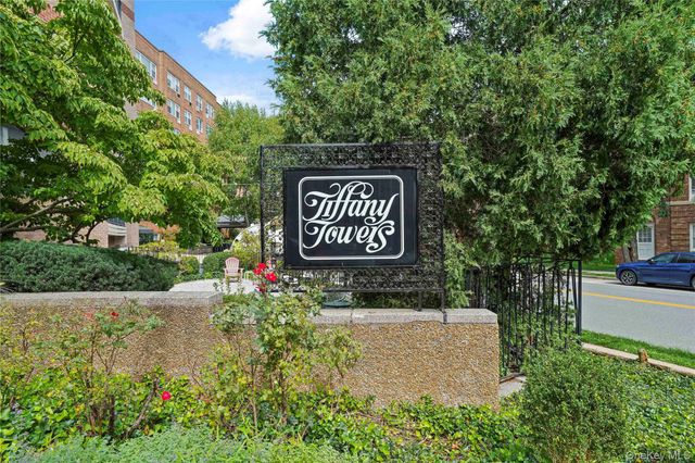 56 Doyer Avenue 6F, White Plains, NY 10605