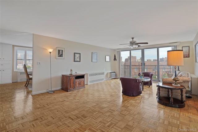 56 Doyer Avenue 6F, White Plains, NY 10605