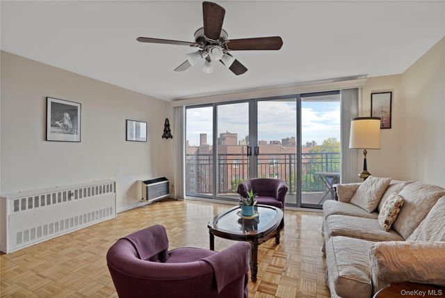 56 Doyer Avenue 6F, White Plains, NY 10605