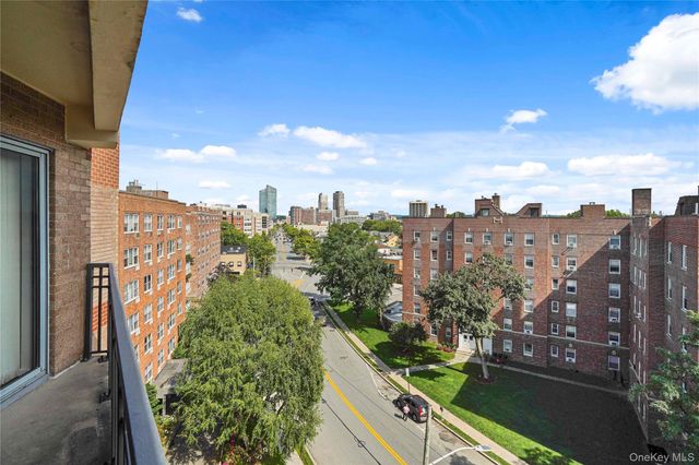 56 Doyer Avenue 6F, White Plains, NY 10605