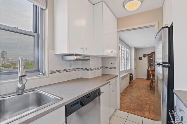 56 Doyer Avenue 6F, White Plains, NY 10605