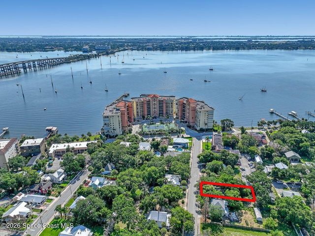 107 Oak Street, Cocoa, FL 32922