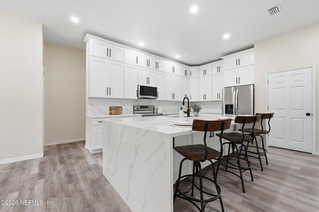 11230 SADDLE CREST Way, Jacksonville, FL 32219