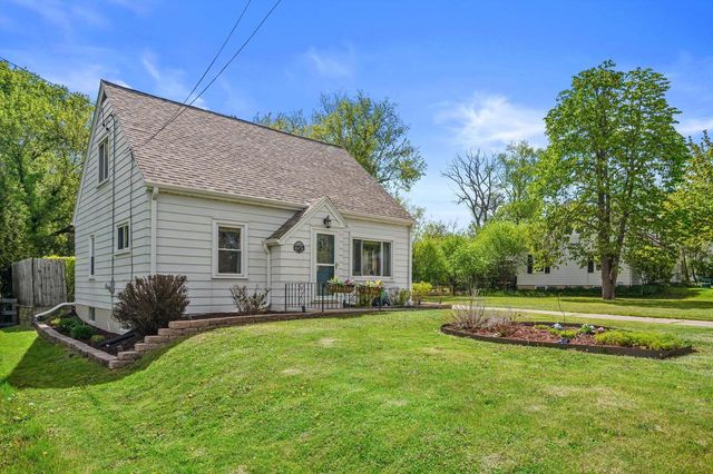 8076 45th STREET, Brown Deer, WI 53223