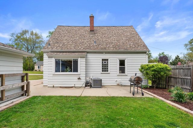 8076 45th STREET, Brown Deer, WI 53223
