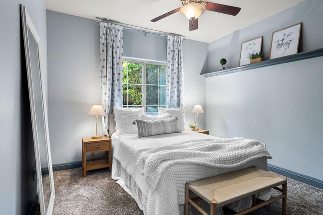 6401 Orange Hill Ln, Carmichael, CA 95608