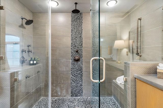 6401 Orange Hill Ln, Carmichael, CA 95608