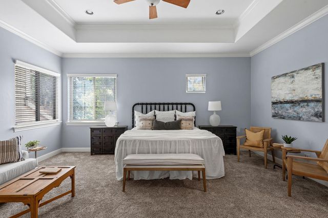 6401 Orange Hill Ln, Carmichael, CA 95608